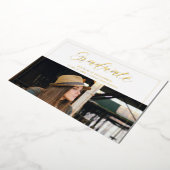 Moderne Typografie Script Foto Graduate Abschluss Folieneinladung (Gedreht)