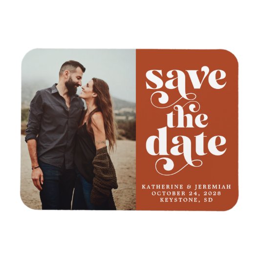 Moderne Typografie Terracotta-Foto Save the Date Magnet (Horizontal)
