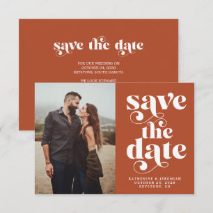 Moderne typografische Fotosave-the-Date-Karte im t