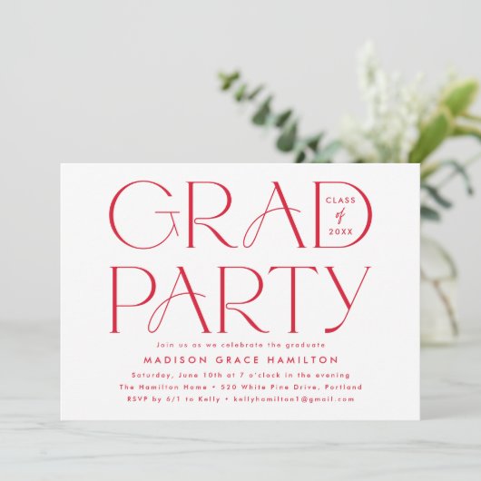 Moderne Typografy Red Graduation Party Einladung (Stehend Vorderseite)
