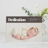 Moderne und einfache Foto-Dedication-Einladung Einladung (Stehend Vorderseite)