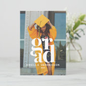 Moderne und elegante Foto Graduation Party Einladung (Stehend Vorderseite)