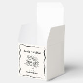 Moderne und Whimsikhandgezeichnete Hochzeit Geschenkschachtel (Geöffnet)