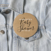 Moderne Unterschrift Script Baby Shower Rustikales Button (Beispiel)