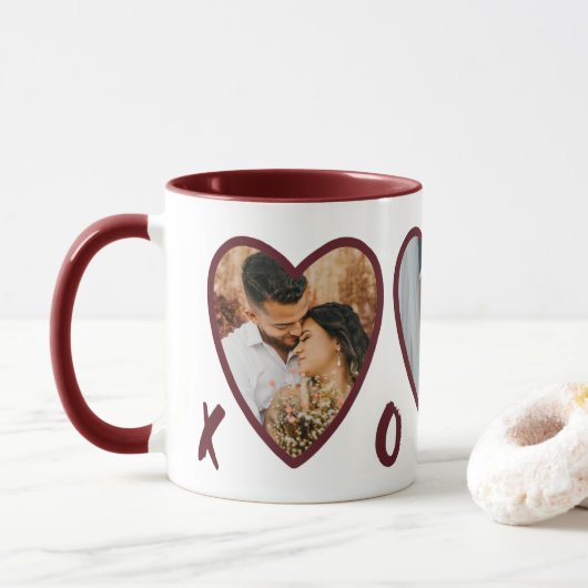 Moderne Valentines Red Hearts Foto Collage Tasse (Mit Donut)