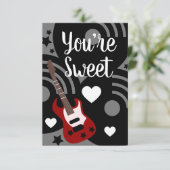 Moderne Valentines Rock Guitar Musical Hearts Karte (Stehend Vorderseite)