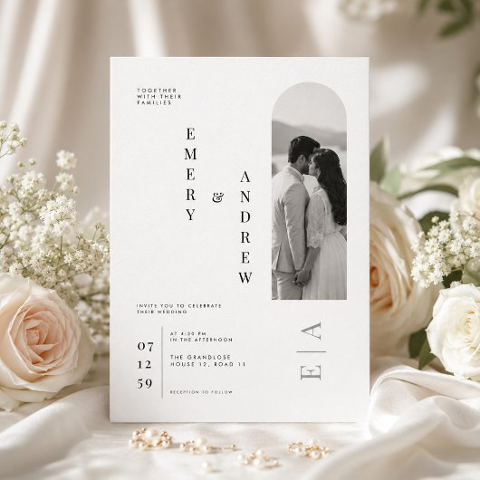 Moderne vertikale Typografie-Hochzeitsvorlage. Einladung