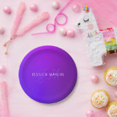 Moderne violette Farbverlauf-Name & Monogramm Pappteller (Party)