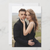 Moderne Vögel einer feather Black and White Weddin Save The Date (Rückseite)