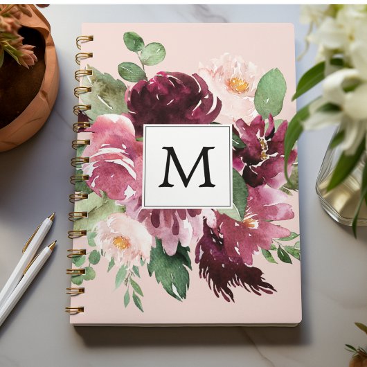 Moderne Wasserfarben-Blumen Monogramm Notizblock