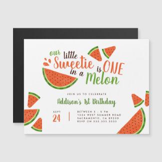 Moderne Wassermelone im Sommer in einem Melon zum Magneteinladung