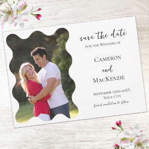 Moderne Wavy Foto Hochzeit retten das Datum der Ei Save The Date