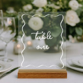 Moderne Wavy Frame Wedding Tischnummer Acrylschild