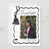 Moderne Wavy Script Foto Graduation Party Einladung (Vorderseite)