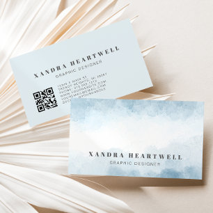 Moderne weiche blaue Wasserfarben-Abstrakt-QR-Code Visitenkarte