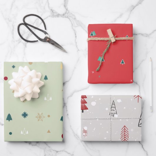 Moderne Weihnachtsbäume Rotes Olive Grünes Muster Geschenkpapier Set (Vorderseite)