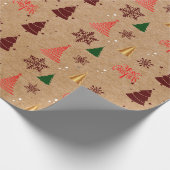 Moderne Weihnachtsbaume und Schneeflocken Geschenkpapier (Ecke)