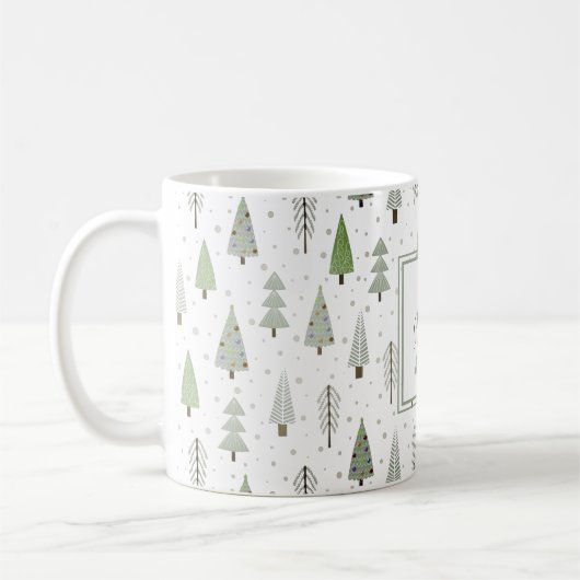 Moderne Weihnachtsbaumen Sage Green Monogram Kaffeetasse (Links)