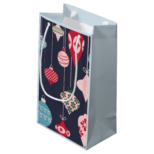 Moderne Weihnachtsschmuck Design Personalisiert Kleine Geschenktüte (Rückseite Schrägansicht)