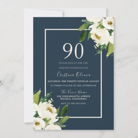 Moderne weiße Blütenpracht Elegant Grüne 90. Gebur Einladung (Vorderseite)