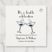 Moderne weiße Doppelfeier Geburtstag Geschenkanhänger (Rückseite)