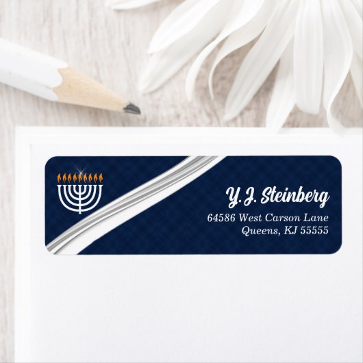 Moderne weiße Menorah und Blue Hanukkah-Adresse (Insitu)