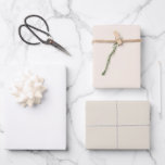 Moderne weiße, robuste Streifenpapiere Geschenkpapier Set<br><div class="desc">Ein schönes Farbtrio aus Vintagen,  Leinen und hellen,  weißen Wappenpapier. Ein Kompliment an Ihre Geschenke für jeden besondere Anlass,  jede Veranstaltung oder Feiertage.</div>
