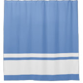 Moderne weiße Streifen auf hellblauen Rädern Duschvorhang (Vorderseite)
