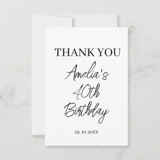 Moderne weiße und schwarze Geburtstagsparty Dankeskarte (Vorderseite)