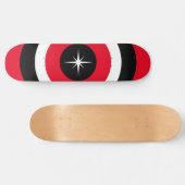 Moderne Wellen in schwarz, rot und weiß Skateboard (Horizontal)