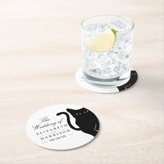 Moderne whimsical Black Cat Wedding Runder Pappuntersetzer (Vor Ort)