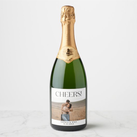 Moderne Whimsy Minimal Wedding Champagne Labels Schaumweinetikett (Vorderseite)