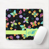 Moderne Whimsy-Schmetterlinge auf der Schwarzen Mo Mousepad (Mit Mouse)