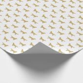 Moderne White and Gold Golden Retriever Geschenkpapier (Ecke)