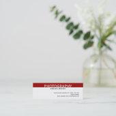 Moderne White Red Fotografy Business Card Mini Visitenkarte (Stehend Vorderseite)
