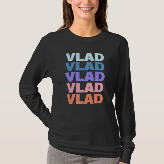 Moderne wiederholte Text Vlad T-Shirt (Vorderseite)