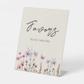 Moderne Wildblume Beige Gastgeschenke Hochzeiten Sockelschild (Vorderseite)