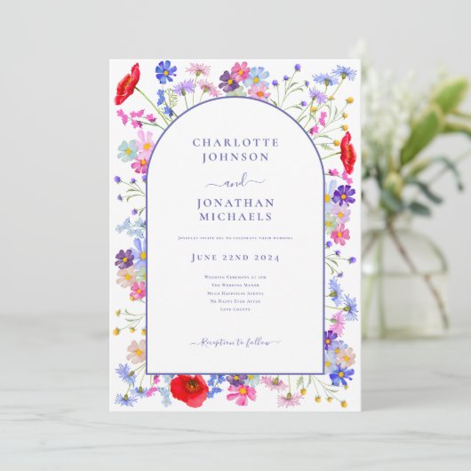 Moderne Wildblume Lila Arch Einladung (Stehend Vorderseite)