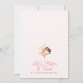 Moderne Wildblumen Arch Flutter Fairy Geburtstag Einladung (Rückseite)