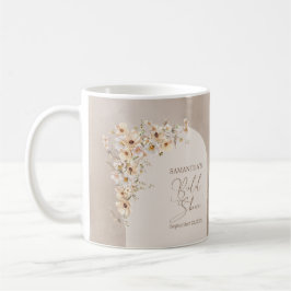 Moderne Wildblumen Elfenbeinbogenrahmen Kaffeetasse