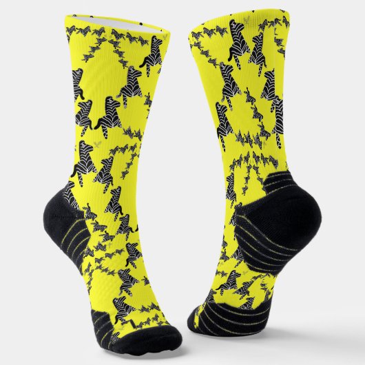 Moderne wilde gelbe Zebra Socken (Gewinkelt)