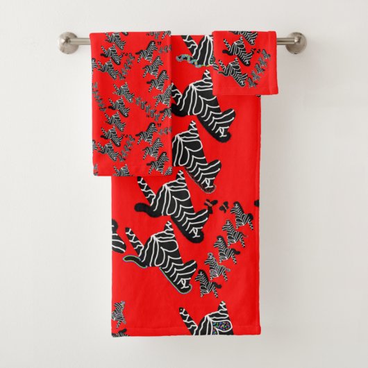 Moderne wilde rote Zebra Badhandtuch Set (Insitu)