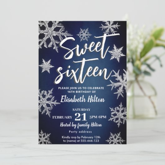 Moderne Winter Wunderland Schneeflocken süß 16 Einladung (Stehend Vorderseite)