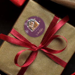 Moderne Winterschneeflocken Foto Burgund Weihnacht Runder Aufkleber