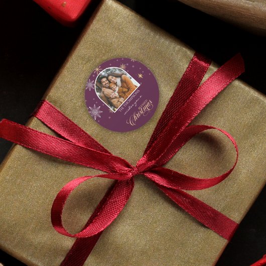 Moderne Winterschneeflocken Foto Burgund Weihnacht Runder Aufkleber