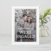 Moderne Wir sind Verlobte Ankündigung der Verlobun (Stehend Vorderseite)