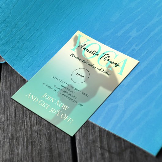 Moderne Yogalage mit Minzgefälle Flyer