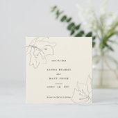 Moderne zarte Eggshell Floral Save The Date (Stehend Vorderseite)