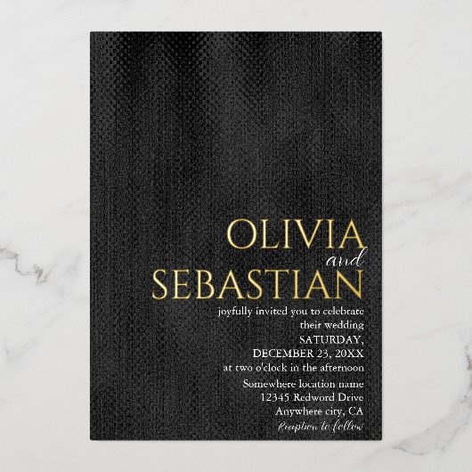 Moderne zarte schwarze Minimal Textured Wedding Folieneinladung (Vorderseite)