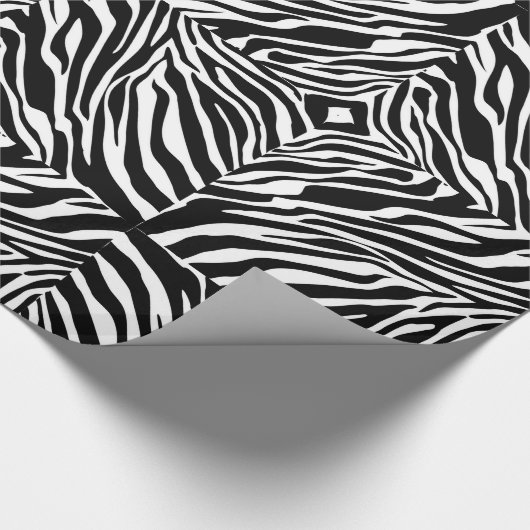 Moderne Zebra Streifen Schwarz-Weiß Cool Abstrakt Geschenkpapier (Ecke)